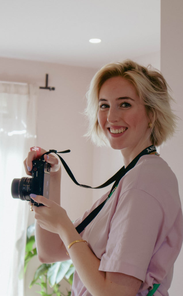 Sharon van der Ven als interieuradviseur aan het werk